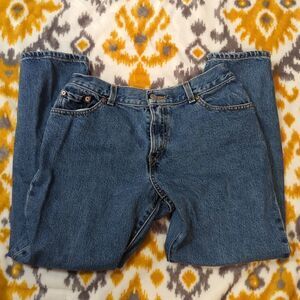 12. Petite Levi's classic relaxed 550 jeans